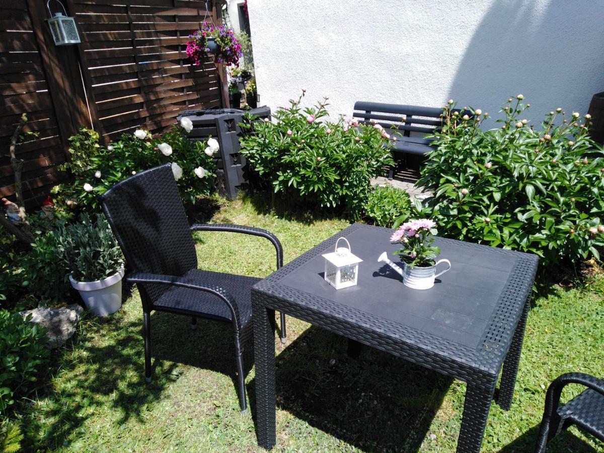 Ferienwohnung Mit Kleinem Garten Sonnenbühl Exteriér fotografie